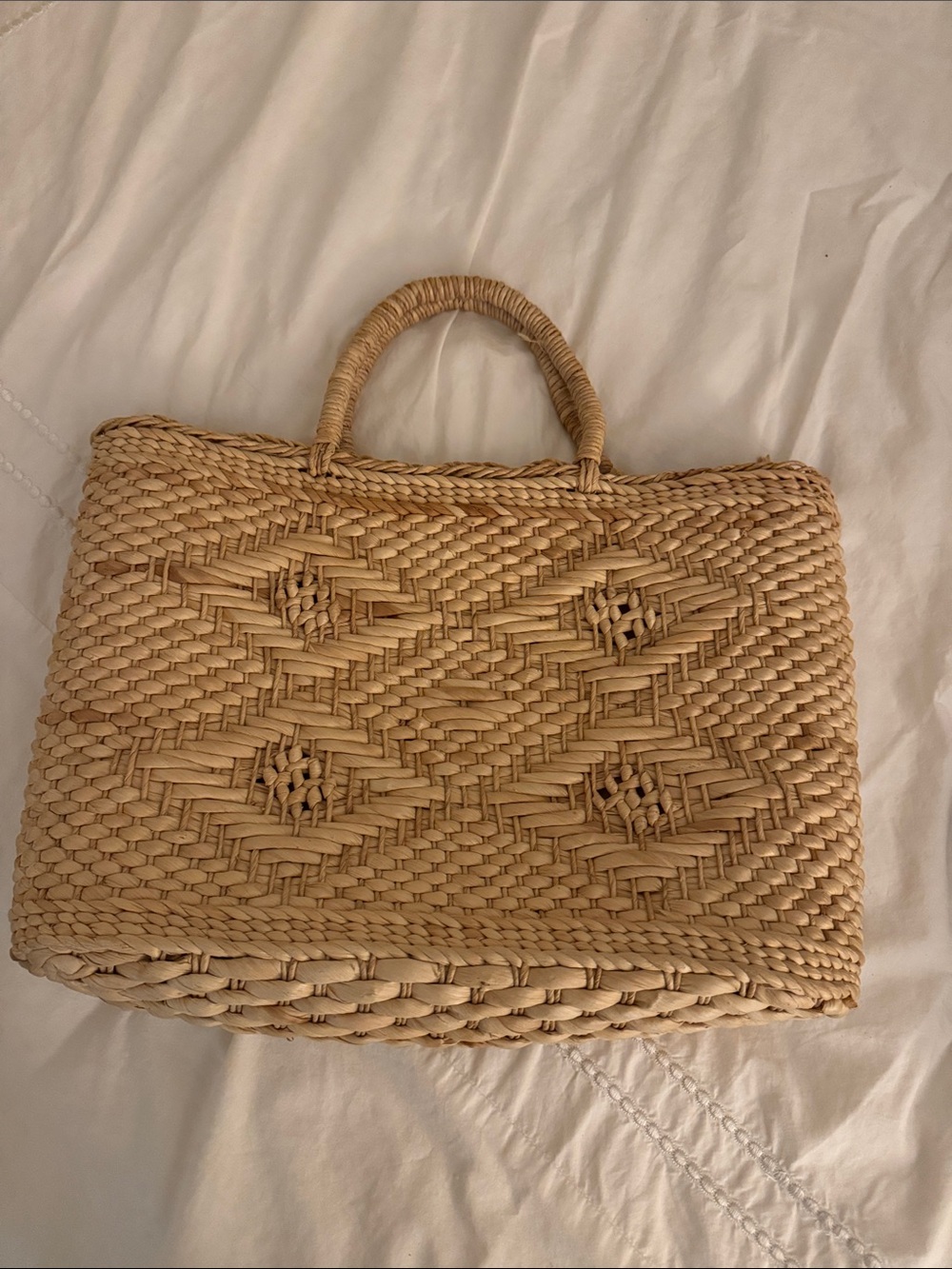 Woven Straw Tote Bag in Natural vintage